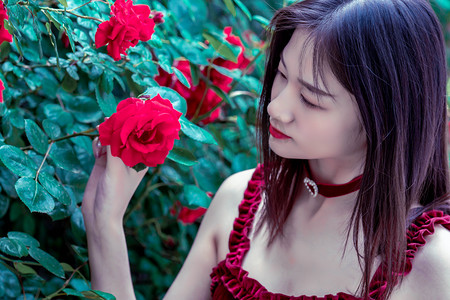 “赫哲故里”同江上演原汁俄罗斯民族歌舞